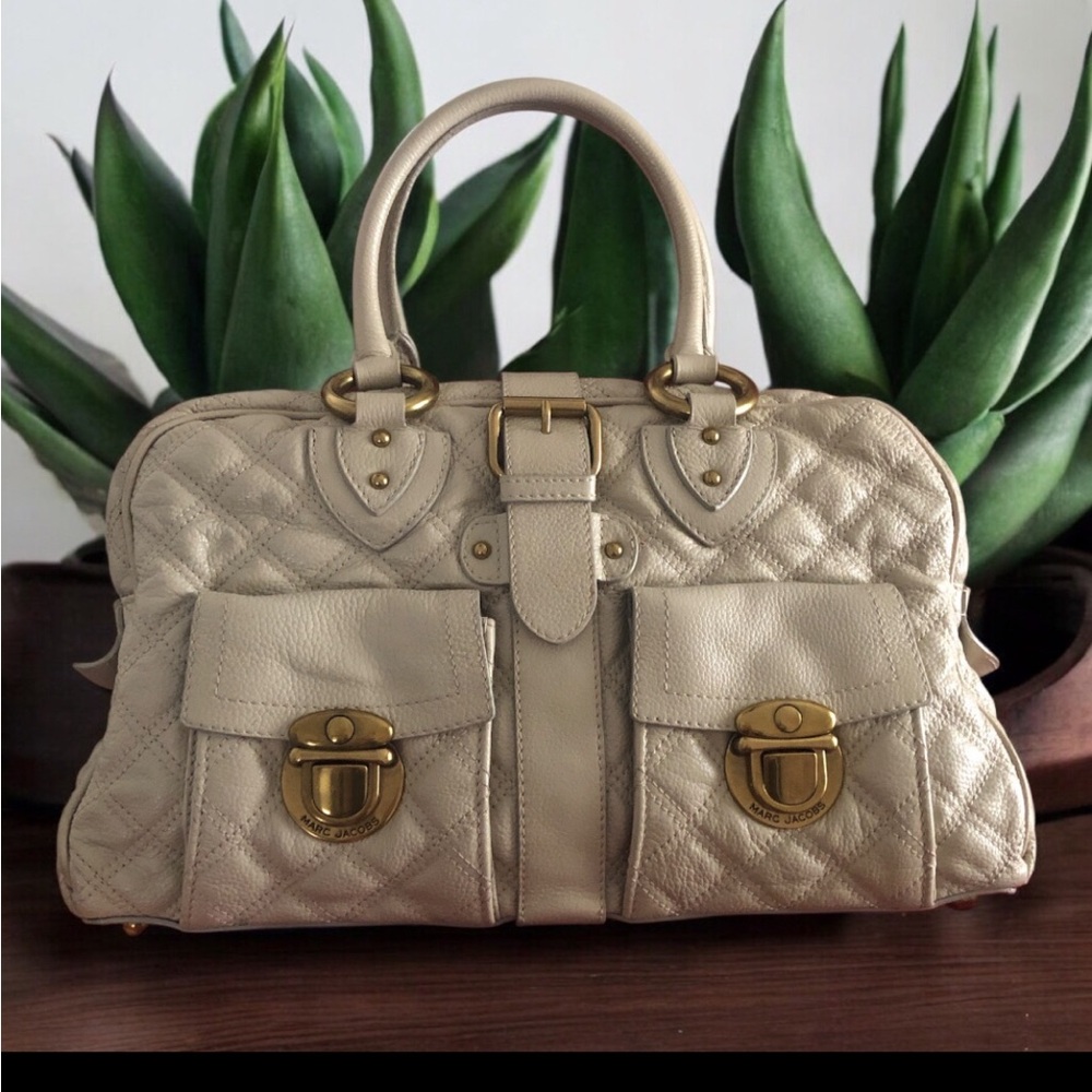 Marc Jacobs Gold and Cream Leather Clasp